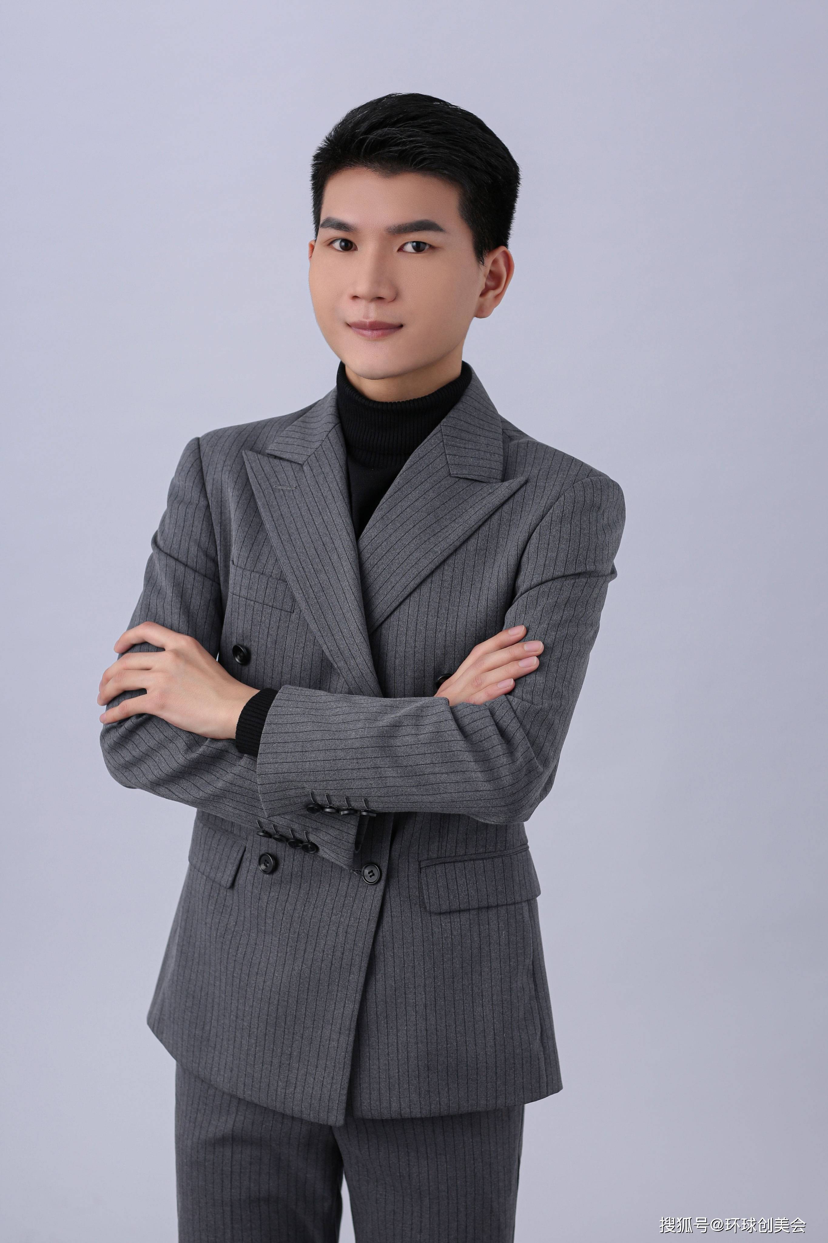 褚百胄 制片统筹总监